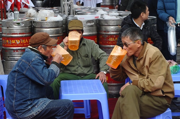 Bia tươi là gi? Cách lựa chọn bia tươi 7 Bia tuoi 2