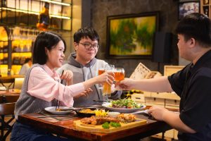 Lợi Ích Về Văn Hóa Và Kinh Tế