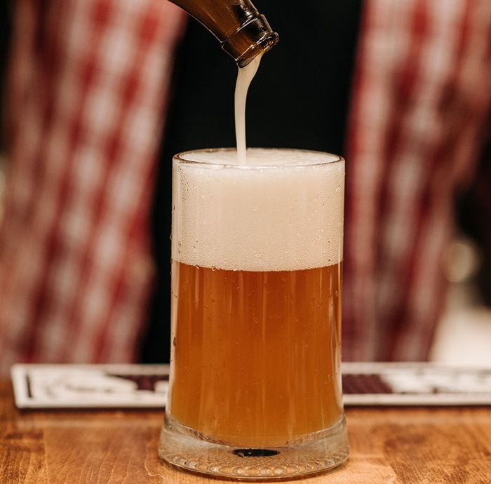 Bia lúa mì/Wheat Beer: Cảm nhận sự sảng khoái 3 Bia Witbier Bỉ màu sáng và đục nhẹ
