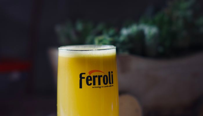 Bia lúa mì/Wheat Beer: Cảm nhận sự sảng khoái 5 Ly bia lúa mì và lớp bọt trắng